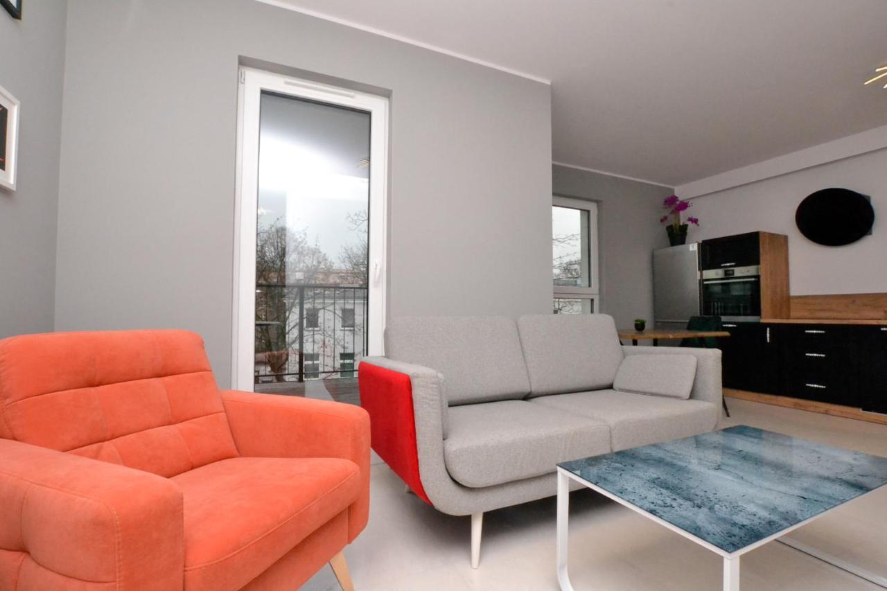 Apartament Diamentowy Z Garazem -Centrum Gliwic Гливице Экстерьер фото